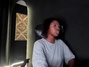 Connywellss  live sex cam