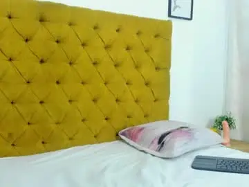 Daniela_spencerr  live sex cam