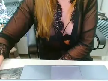 Evelove33  live sex cam