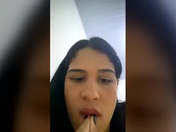 Karenlima15  live sex cam