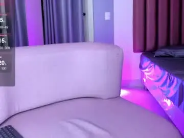 Karolinmonroe  live sex cam
