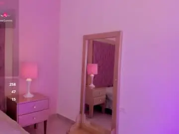 Lexyvegaa  live sex cam