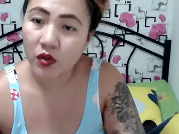 Lovelyladylynxxx  live sex cam