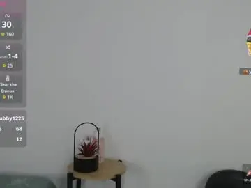 Miiafire  live sex cam