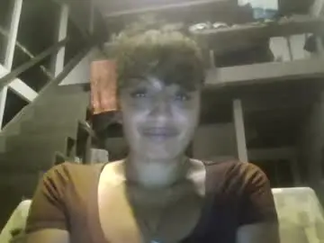 Randomgirlonsofa  live sex cam