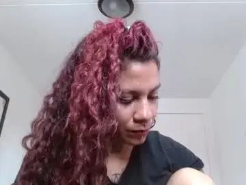 Red_savage_  live sex cam