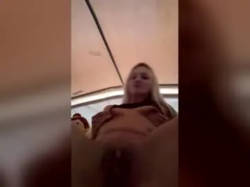 Sexysteps677424  live sex cam