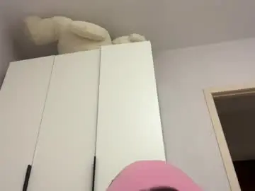Sweetdreamvic  live sex cam