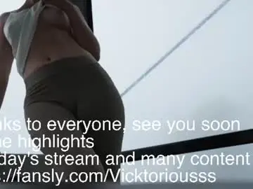 Sweetdreamvic  live sex cam