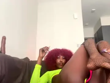 Thathoneygirl  live sex cam