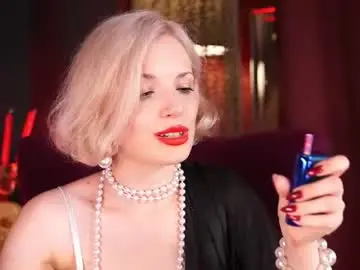 Vinyl_kiss  live sex cam