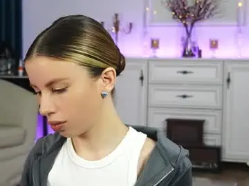 Aelia_anara  live sex cam