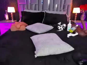 Bigsexxyass  live sex cam