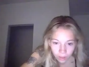 Dreamymilftay  live sex cam