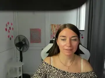 Elegantmystery  live sex cam