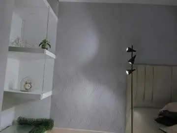 Flavia_cruz  live sex cam