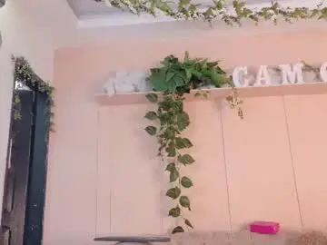 Flavia_cruz  live sex cam
