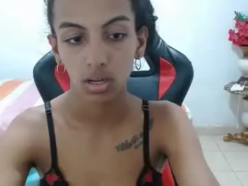 Laura_hon11  live sex cam