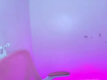 Luisa_xpress  live sex cam