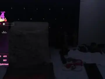 Maturelily2026  live sex cam