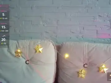 Queenofmodels  live sex cam