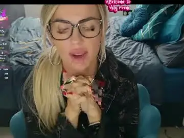 Alexis_white69  live sex cam