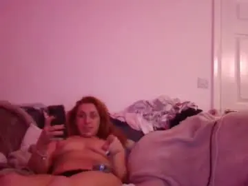 Chaoticcurves  live sex cam