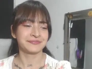 Evelynesex  live sex cam