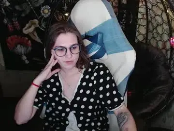 Greenwitch9  live sex cam