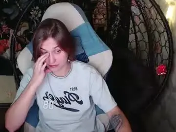 Greenwitch9  live sex cam