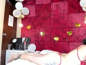 Karinatompson  live sex cam