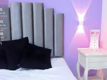 Kellykallahan_  live sex cam