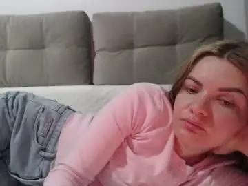 Kitcatheaven4u  live sex cam