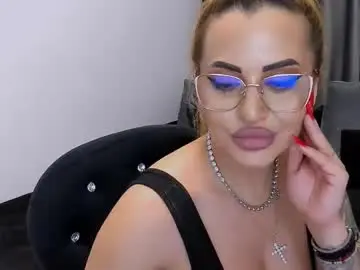 Lovelyblondyxxx  live sex cam