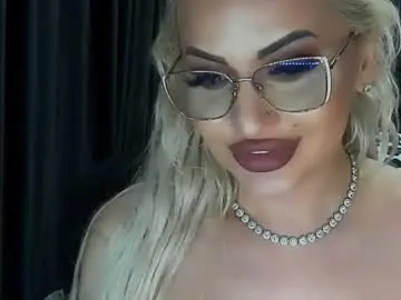 Lovelyblondyxxx  live sex cam