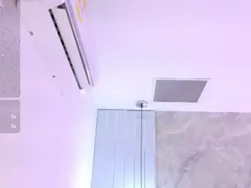 Lunarosse18  live sex cam