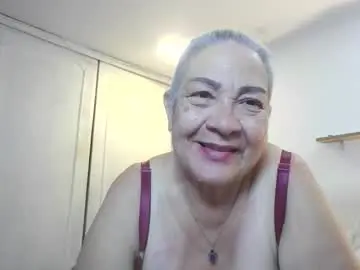 Mom_is_wet  live sex cam