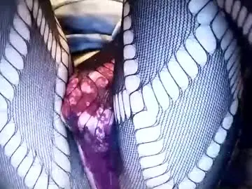 Naughtyfuns  live sex cam