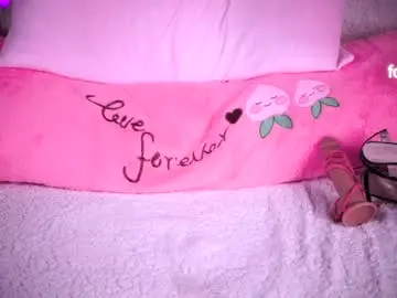 Pussylovekate  live sex cam