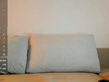 Riabroks  live sex cam