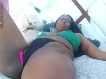 Sara_marks  live sex cam