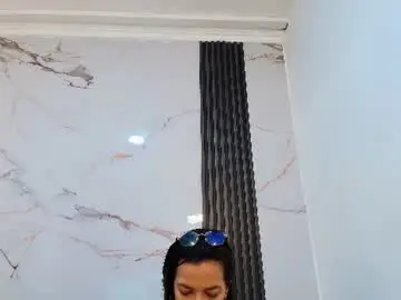 Shalonlebron  live sex cam