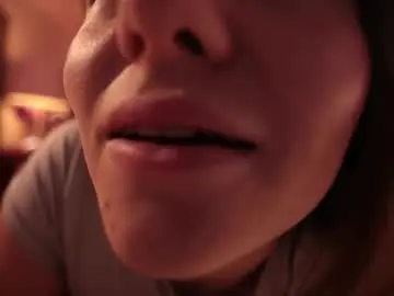 Alicealberts  live sex cam