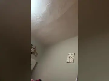Besties677  live sex cam