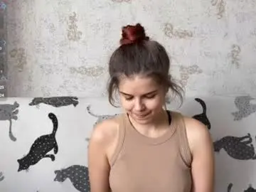Cherrybluush  live sex cam