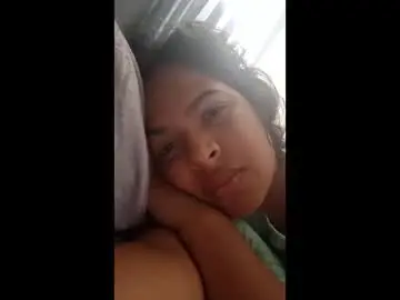 Cinthyajones_21  live sex cam