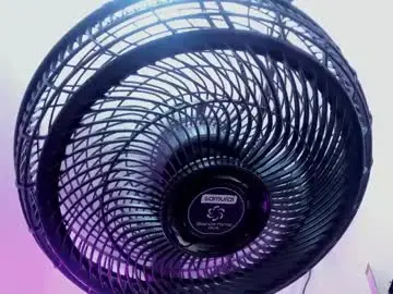 Emili__hot  live sex cam