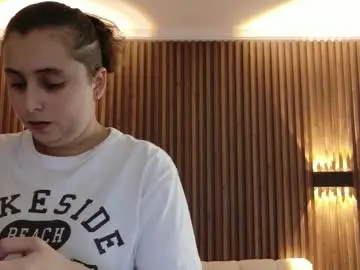 Feelina_firesoul  live sex cam