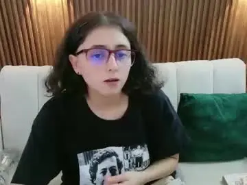 Feelina_firesoul  live sex cam