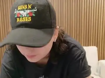 Feelina_firesoul  live sex cam